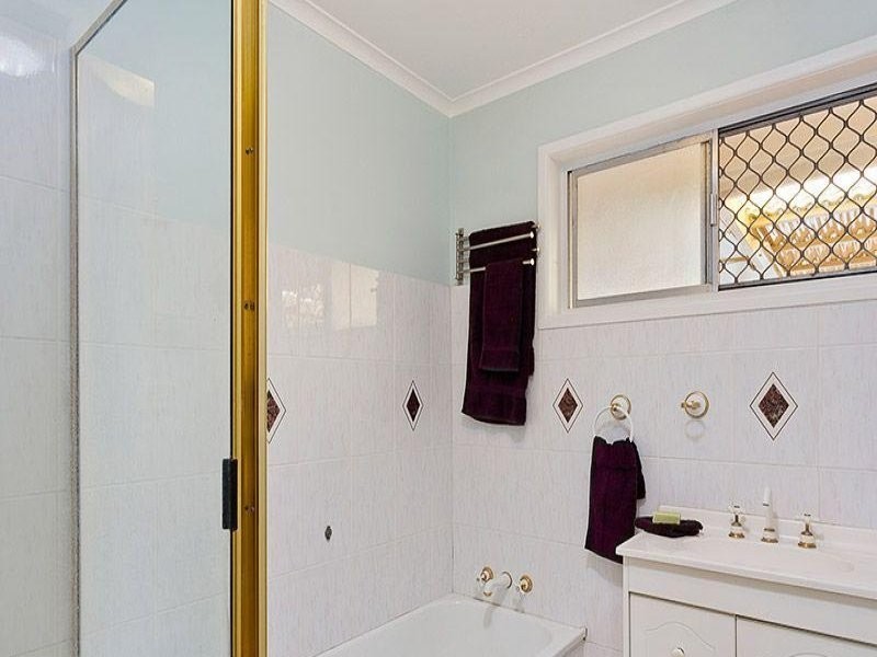 12 Babinda Street, Keperra QLD 4054