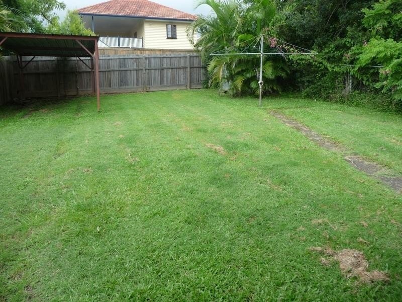 8 Hudson Avenue, Mitchelton QLD 4053