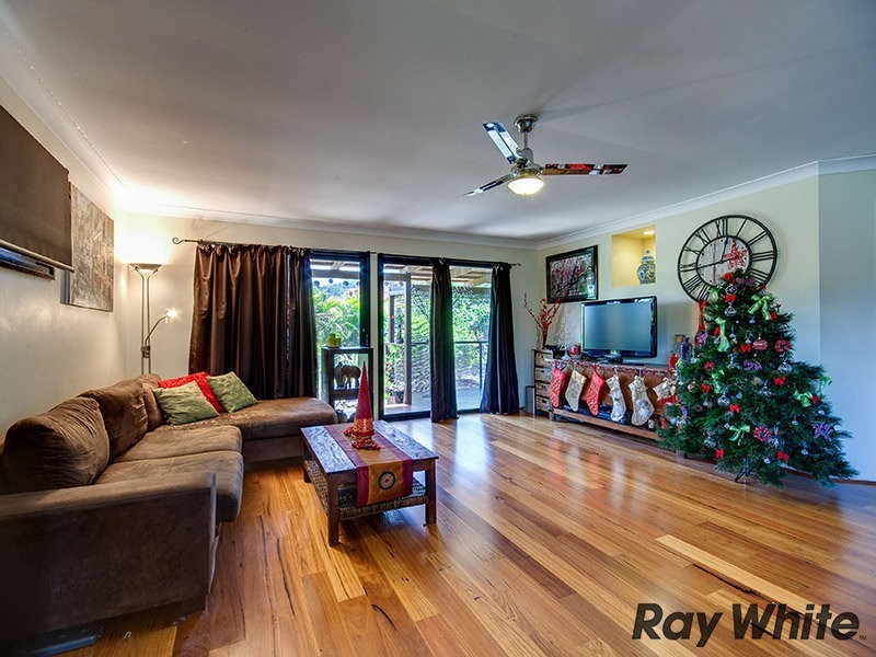 8 Skye Place, Upper Kedron QLD 4055