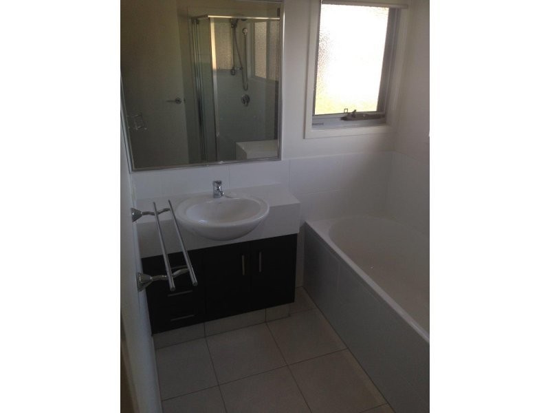 5 Pine Place, Upper Kedron QLD 4055