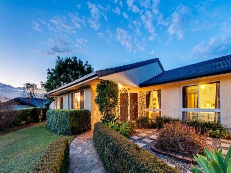 16 Burnett Street, Keperra QLD 4054