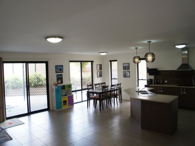 3 Nyamber Place, Upper Kedron QLD 4055