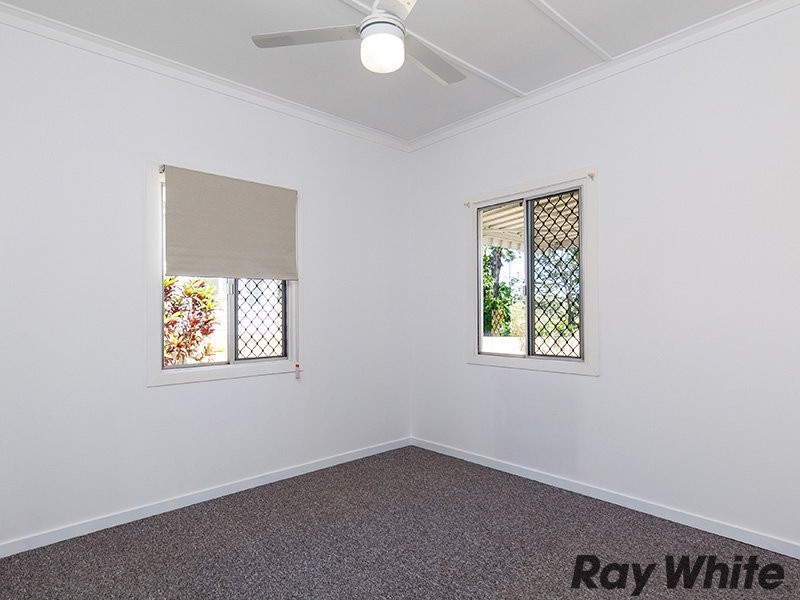 8 Booker Street, Keperra QLD 4054