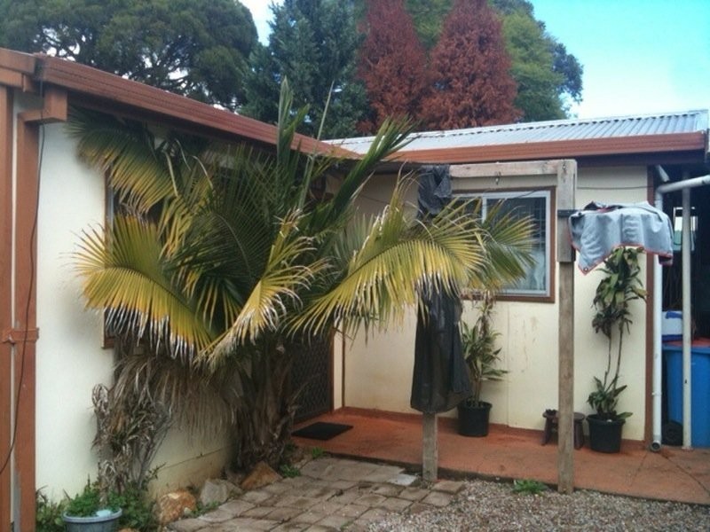11 Mariana Crescent, Lethbridge Park NSW 2770