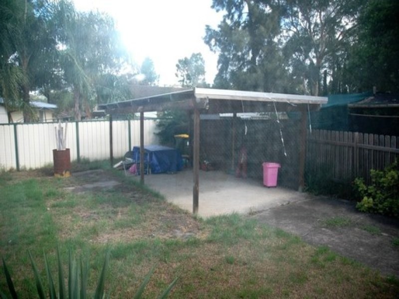 15 Wangaroa Crescent, Lethbridge Park NSW 2770