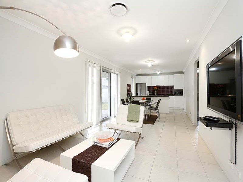 3 Hude Place, Stanhope Gardens NSW 2768