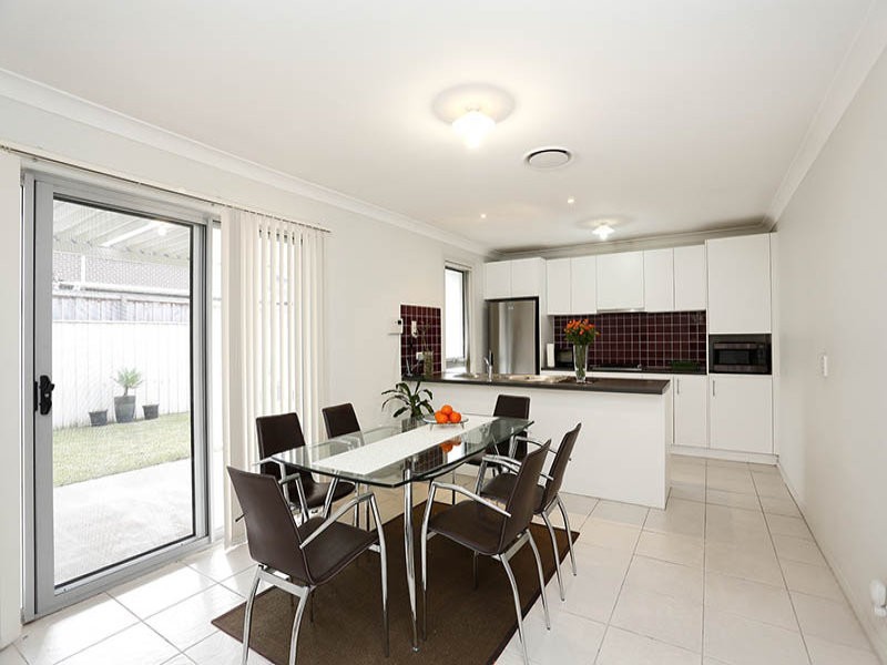 3 Hude Place, Stanhope Gardens NSW 2768