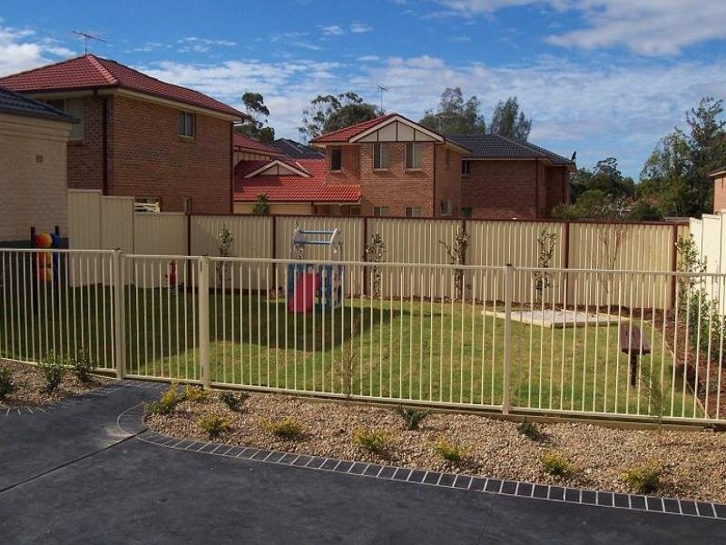 4/24 Blenheim Avenue, Rooty Hill NSW 2766