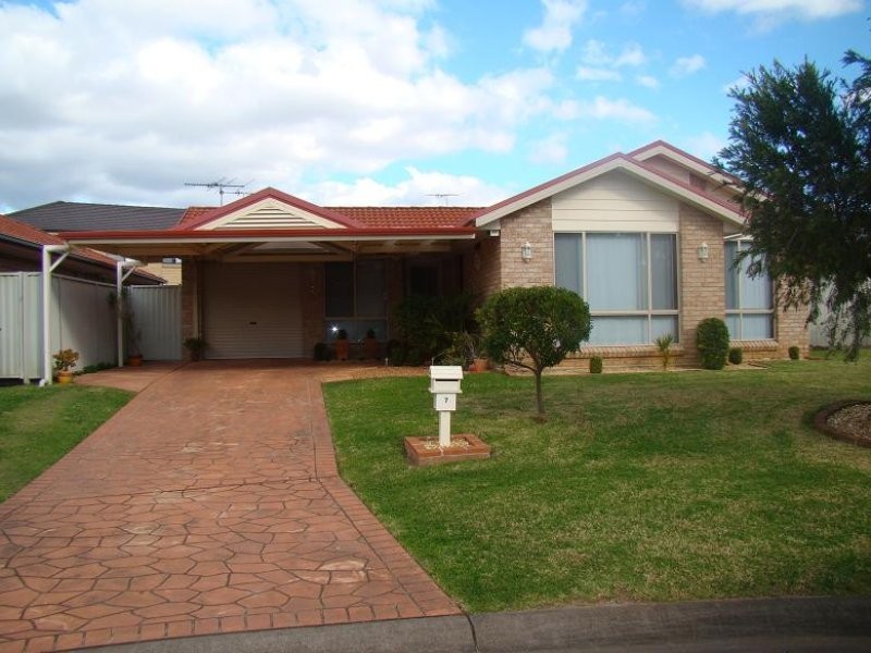 7 Tallinn Grove, Rooty Hill NSW 2766
