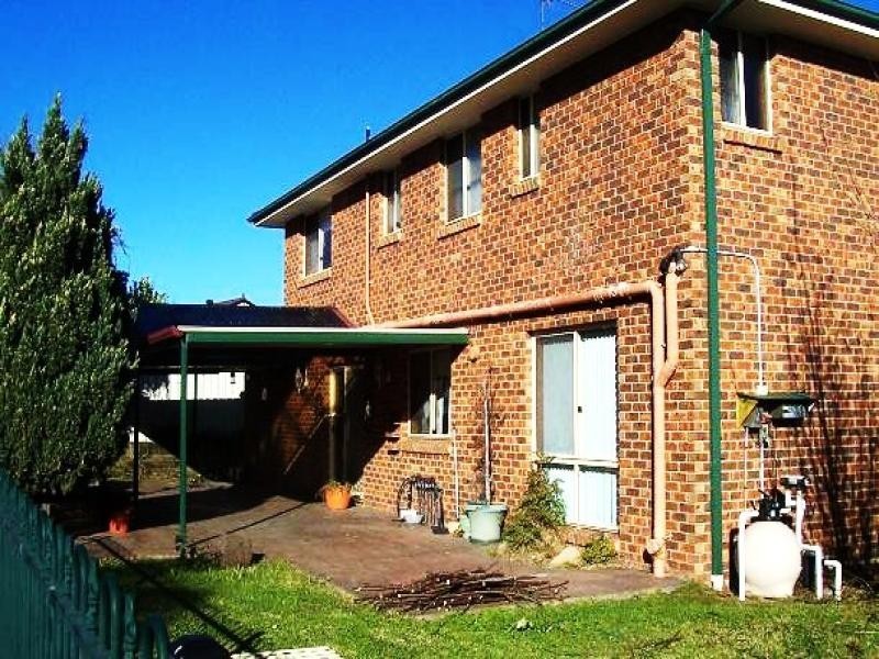 1 Kylie Tennant Close, Glenmore Park NSW 2745