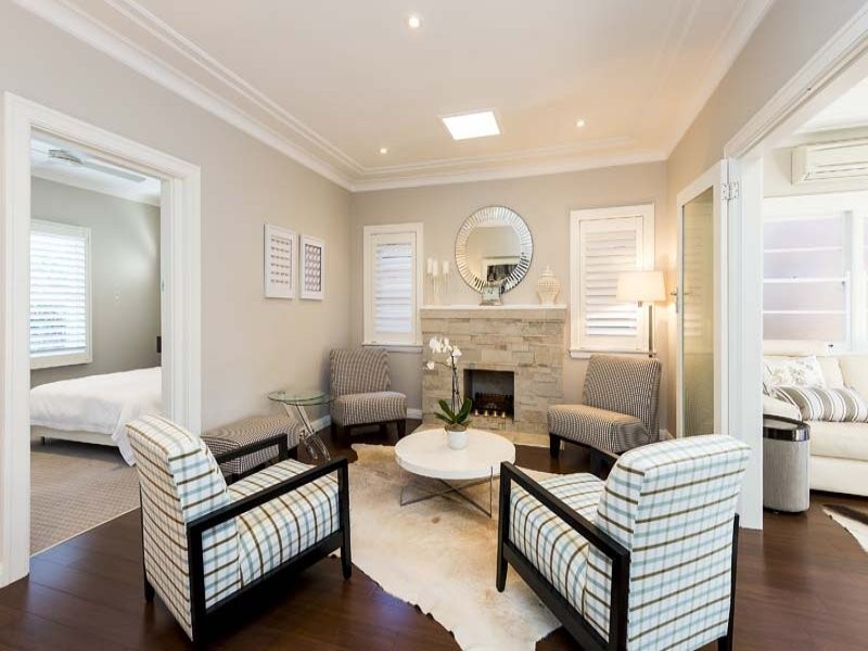 121 Eastern Valley Way, Castlecrag NSW 2068