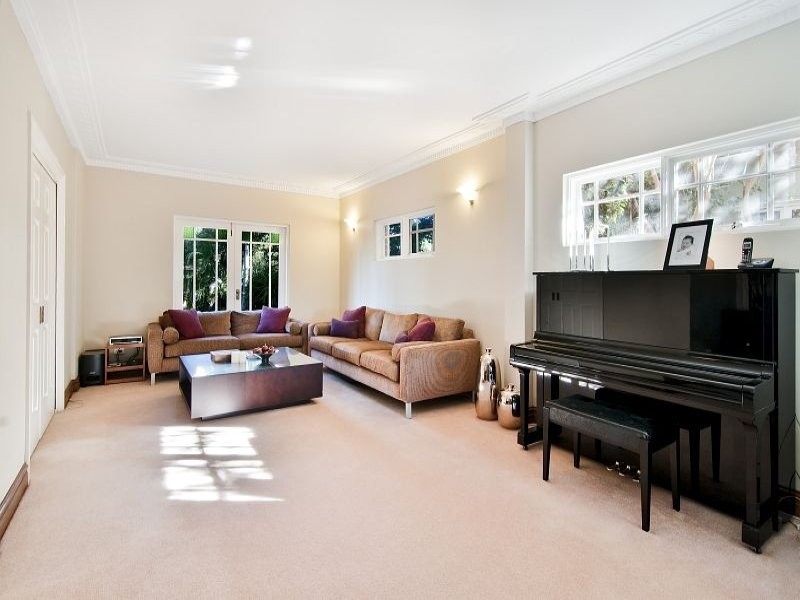 18 Edinburgh Road, Willoughby NSW 2068