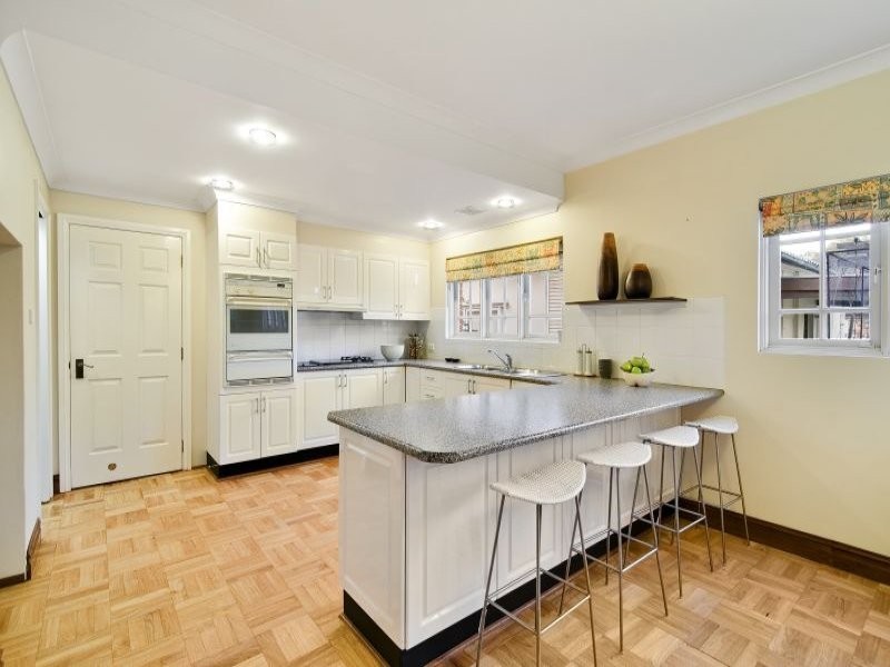 18 Edinburgh Road, Willoughby NSW 2068