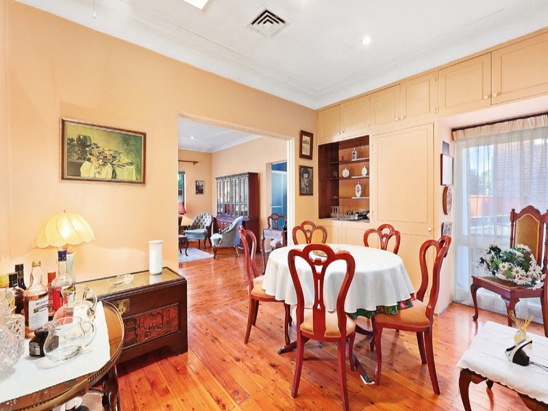 93 Eastern Valley Way, Castlecrag NSW 2068