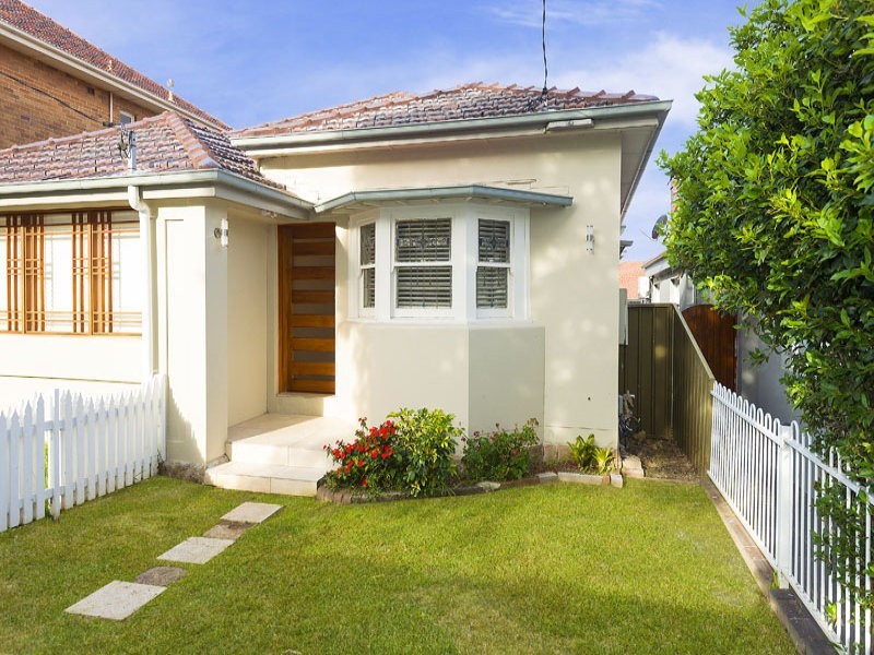 221 Penshurst Street, Willoughby NSW 2068
