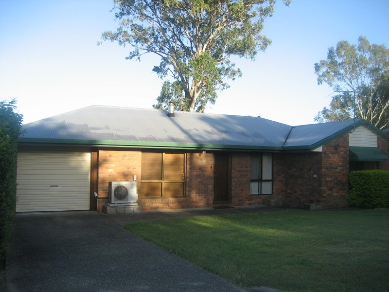 12 Dunns Avenue, Harrisville QLD 4307