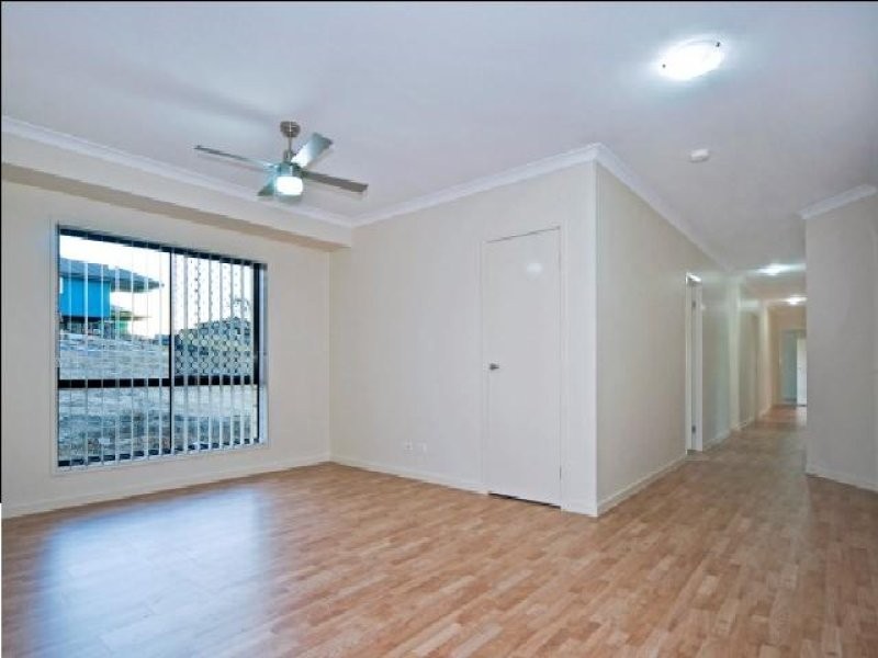 16 Morialta Street, Springfield Lakes QLD 4300