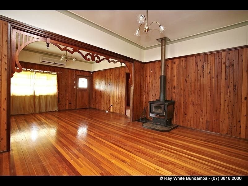 2 St Michaels Terrace, Pine Mountain QLD 4306