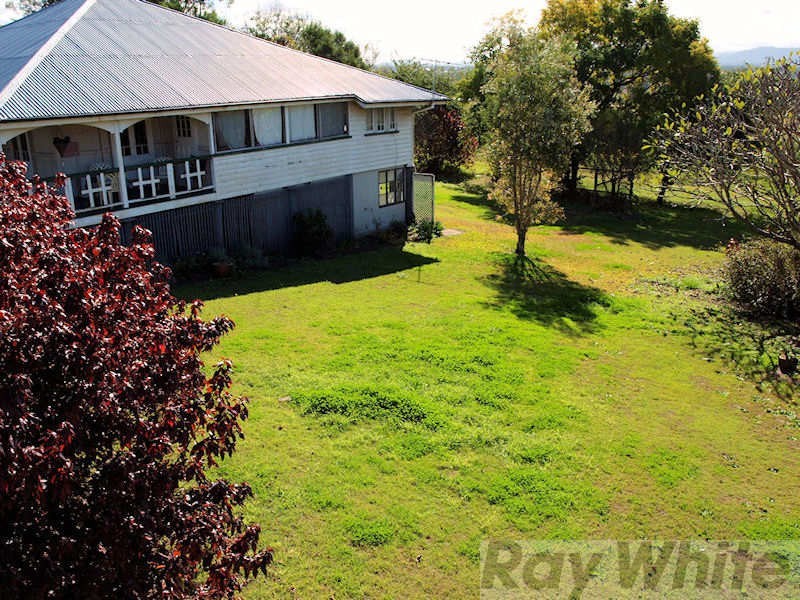 9 Boundary Street, Bundamba QLD 4304