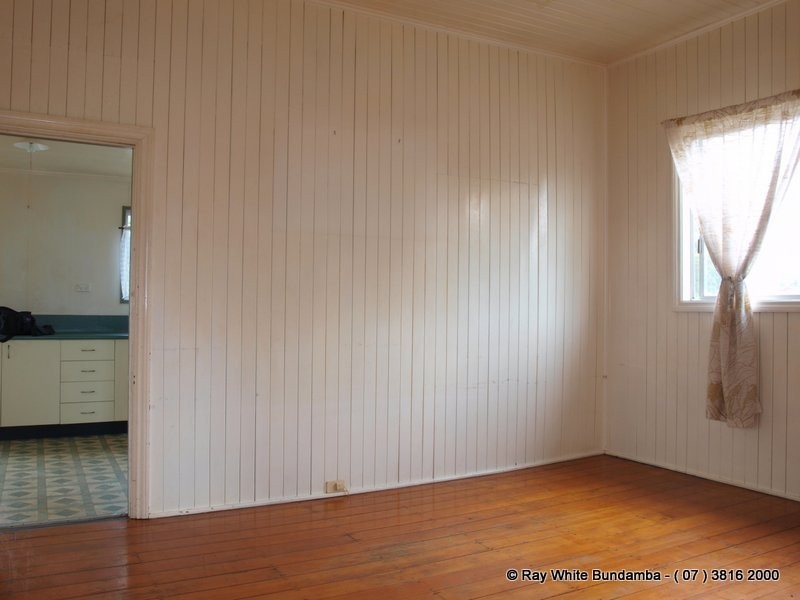 16 New Chum Road, Dinmore QLD 4303