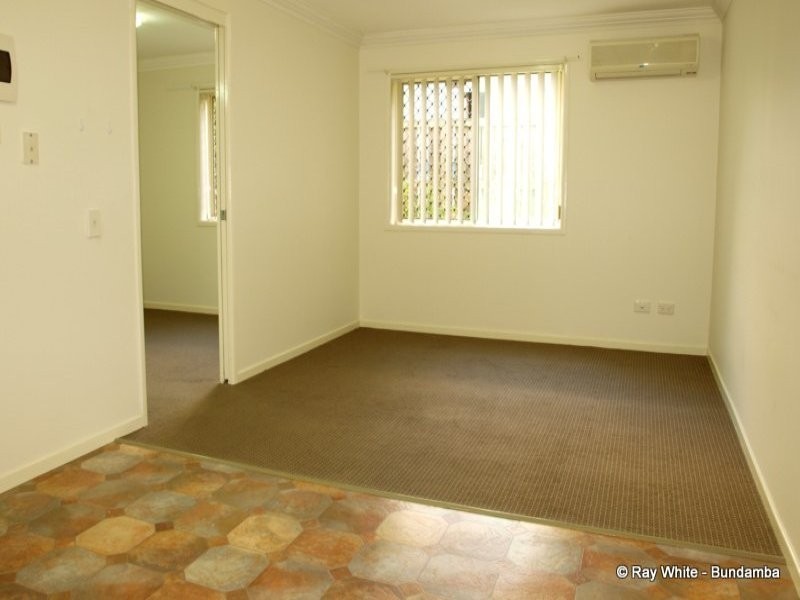 11/9 Lindsay Street, Bundamba QLD 4304