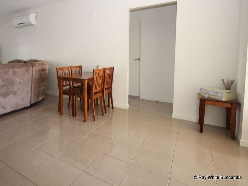 20 Russell Street, Silkstone QLD 4304