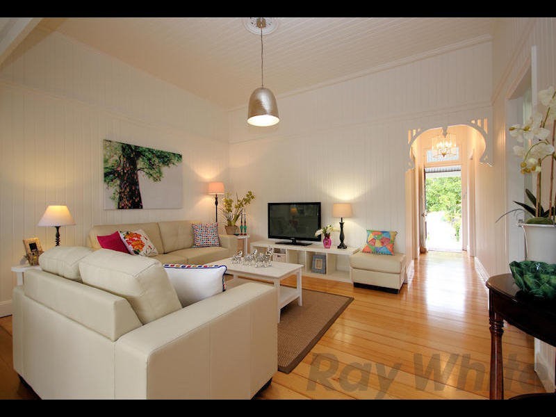 50 Glebe Road, Newtown QLD 4305