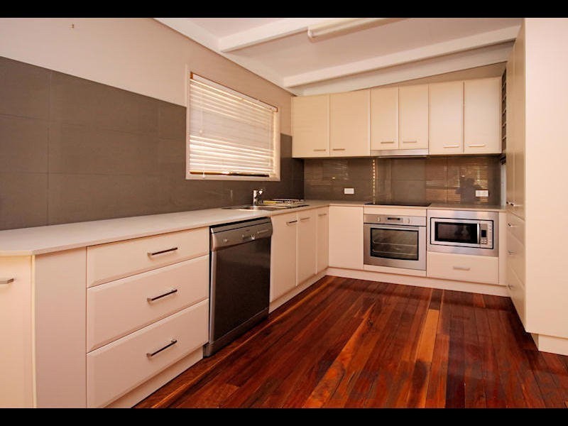 15 Currawong Street, Bundamba QLD 4304