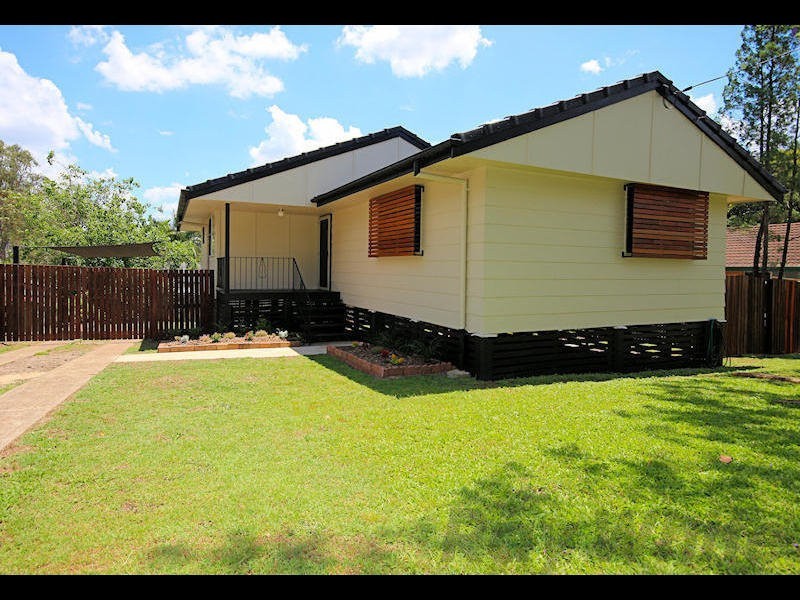 23 Cooneana Street, Bundamba QLD 4304
