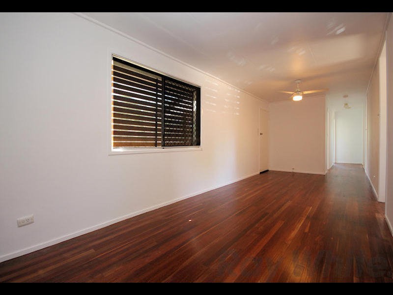 23 Cooneana Street, Bundamba QLD 4304