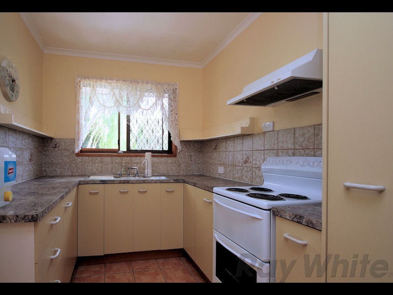 16 Brendale Avenue, Flinders View QLD 4305