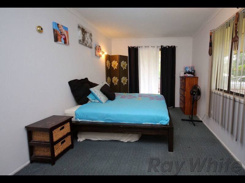 11 Hinton Street, Goodna QLD 4300