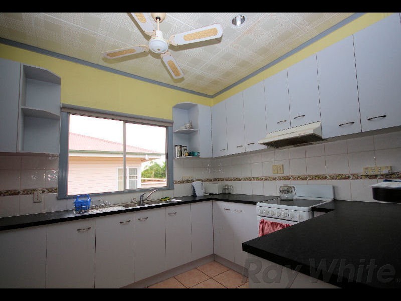 3 Gomer Street, Booval QLD 4304