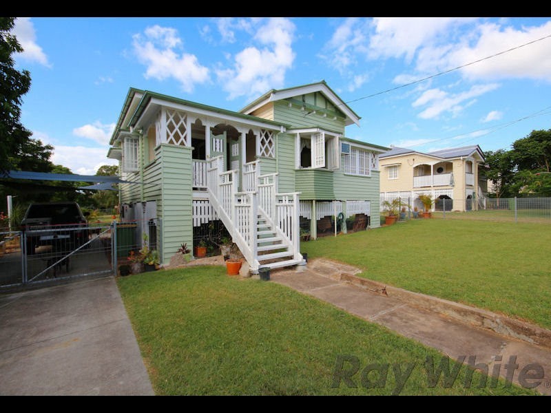 28 Clifton Street, Booval QLD 4304