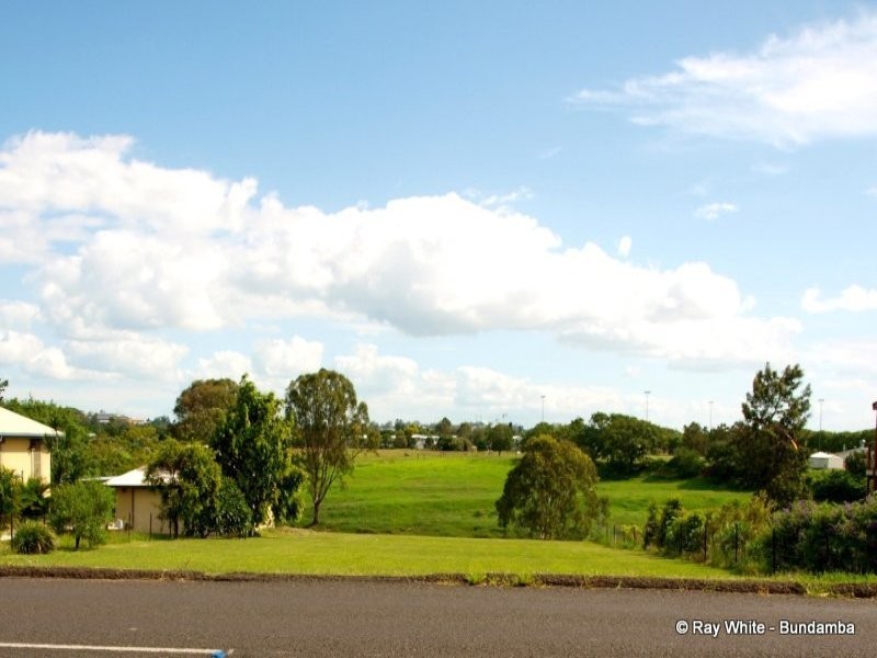 Moores Pocket QLD 4305