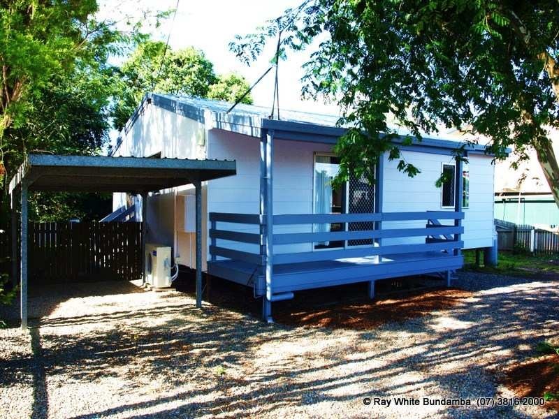 6 Helen Street, North Booval QLD 4304