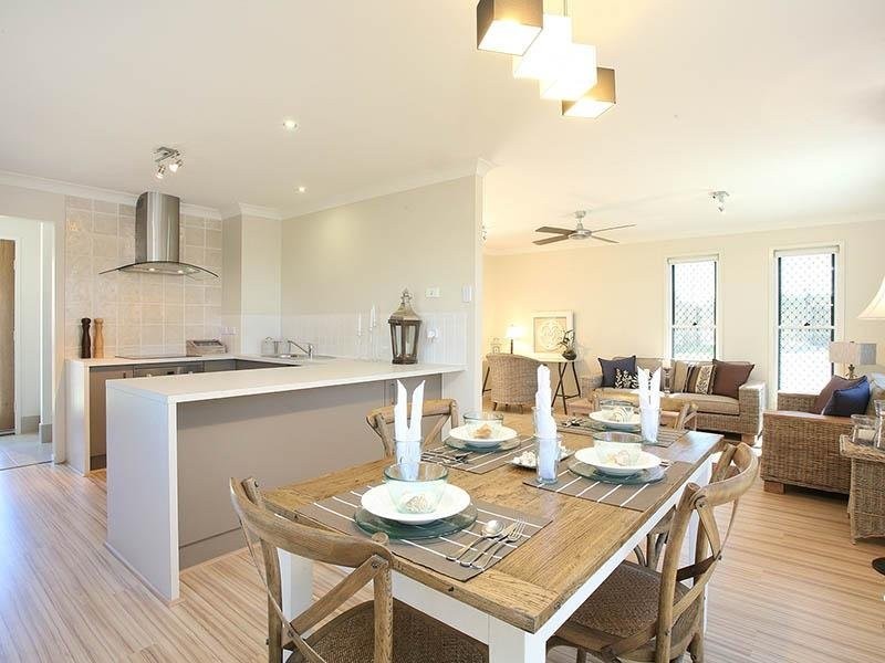 Silkstone QLD 4304