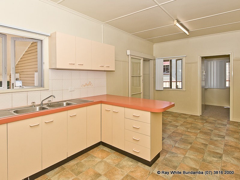 28 Wattle Street, North Booval QLD 4304