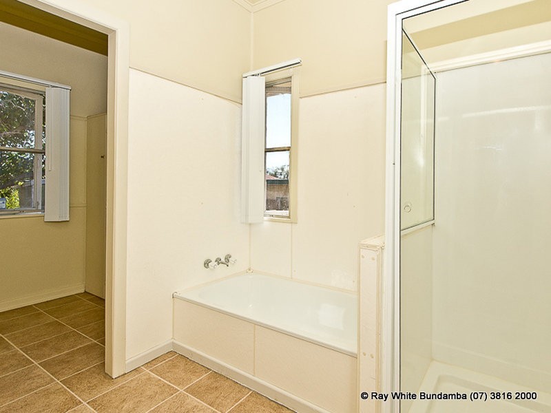 28 Wattle Street, North Booval QLD 4304