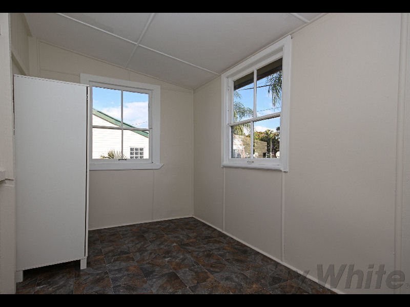 Newtown QLD 4305