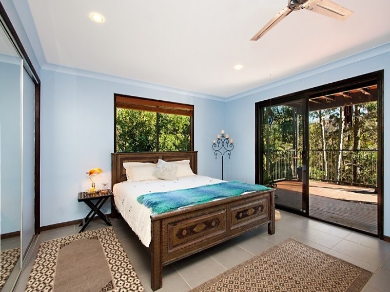 6 Smiths Creek Road, Uki NSW 2484