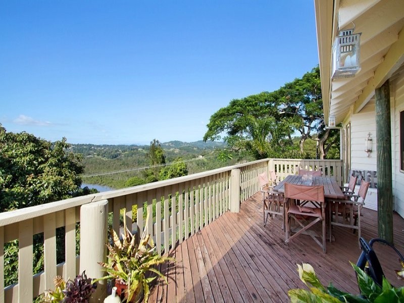 38 Broadwater Esplanade, Bilambil Heights NSW 2486
