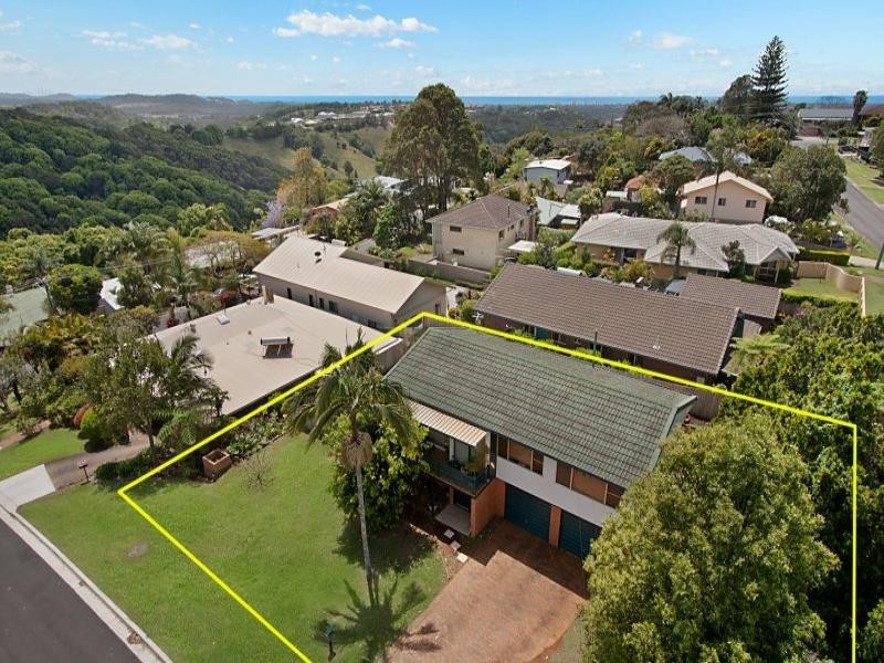18 Terranora Parade, Bilambil Heights NSW 2486