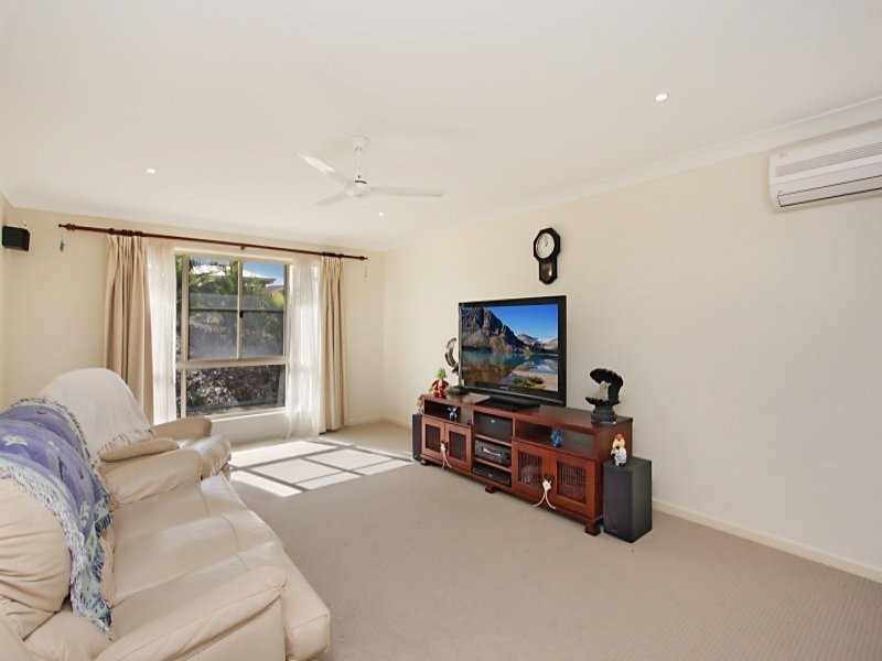 52 Castlefield Drive, Murwillumbah NSW 2484
