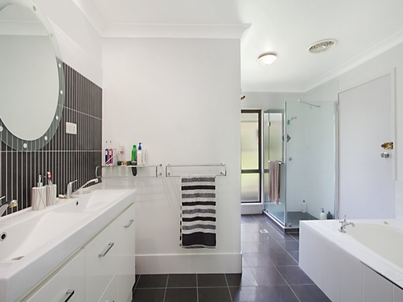 11 Golden Links Drive, Murwillumbah NSW 2484