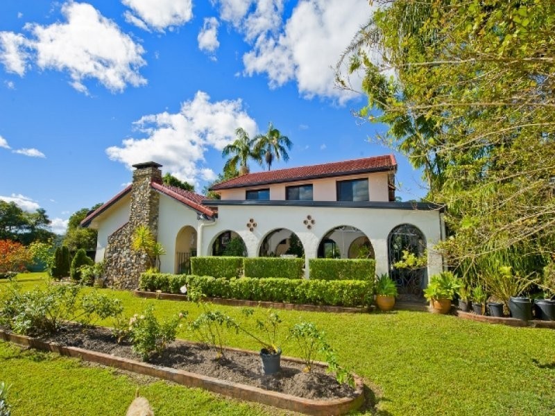 814 Numinbah Road, Crystal Creek NSW 2484