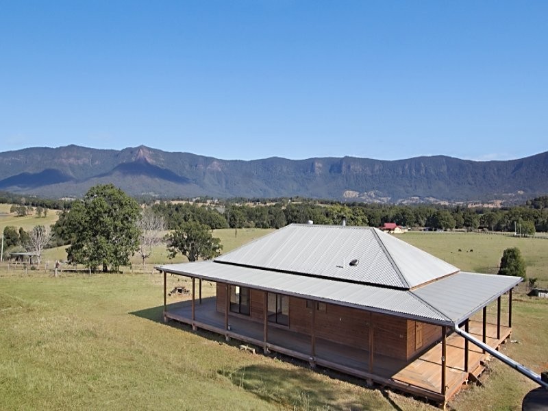 10 Larkins Road, Tyalgum NSW 2484