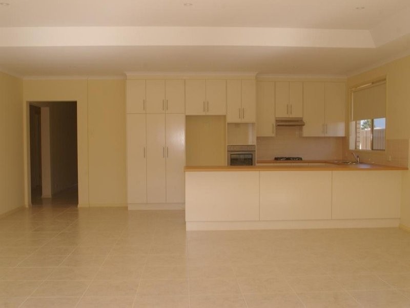 12 Albatross Street, Wallaroo SA 5556