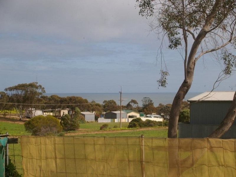 20 High Street, Tickera SA 5555