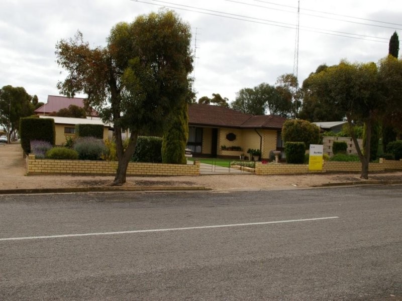 1 May Street, Wallaroo SA 5556